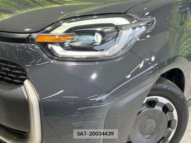 Toyota SIENTA 2024-09 8849997-12