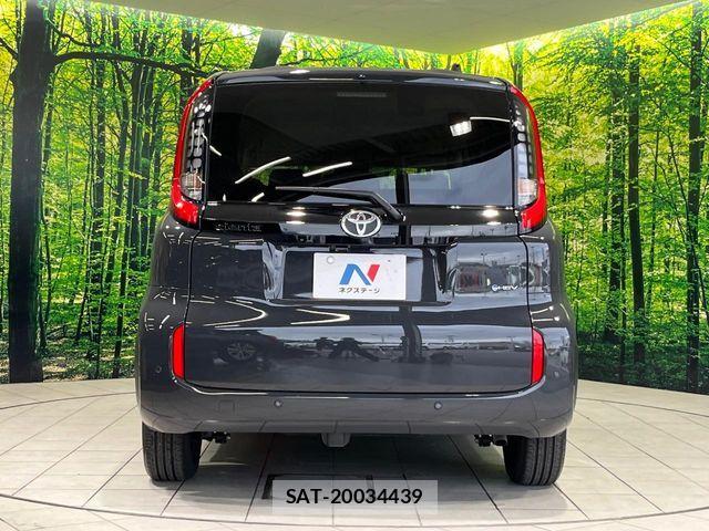Toyota SIENTA 2024-09 8849997-15