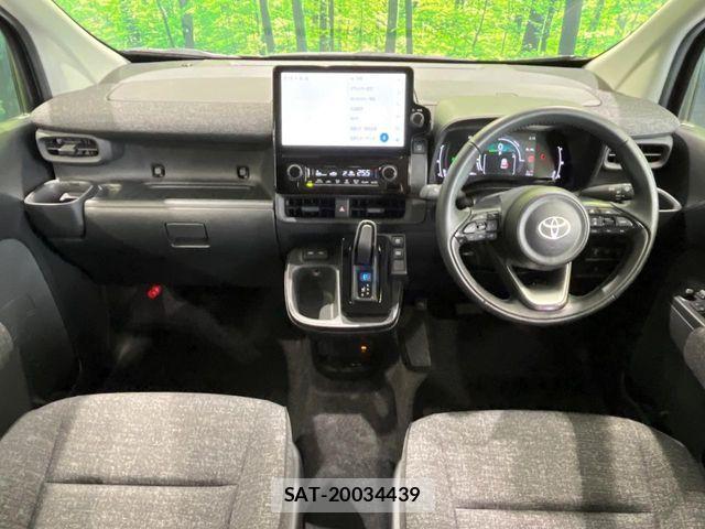 Toyota SIENTA 2024-09 8849997-1