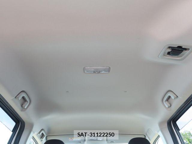 Toyota SIENTA 2021-03 8849943-12