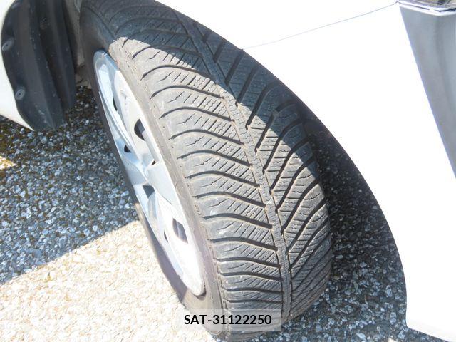Toyota SIENTA 2021-03 8849943-19