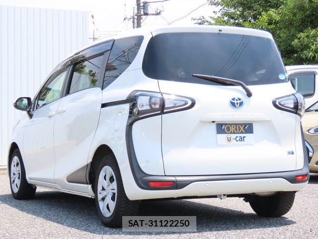 Toyota SIENTA 2021-03 8849943-25