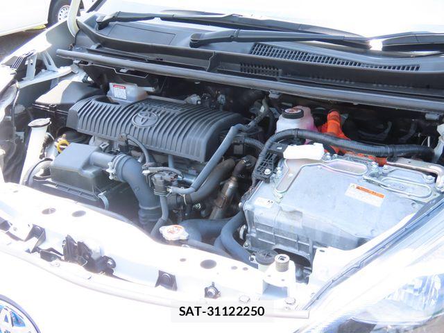 Toyota SIENTA 2021-03 8849943-3