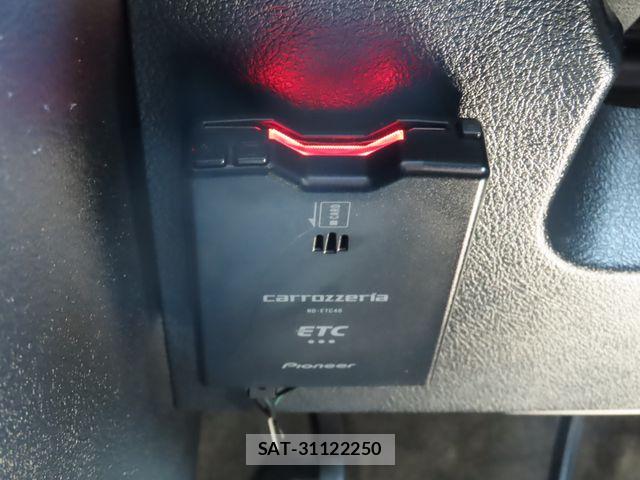 Toyota SIENTA 2021-03 8849943-7
