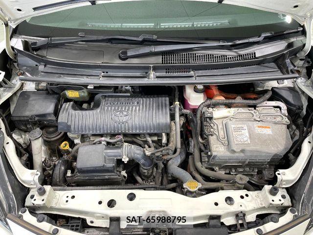 Toyota SIENTA 2016-12 8850653-18