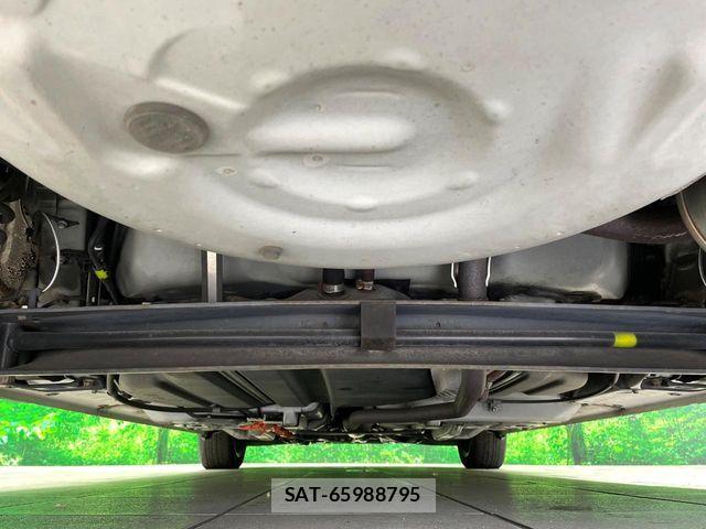 Toyota SIENTA 2016-12 8850653-19