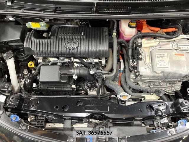 Toyota SIENTA 2016-08 8850652-19