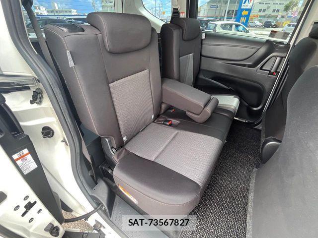 Toyota SIENTA 2021-09 8850650-9