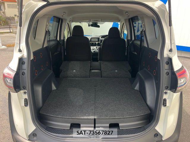 Toyota SIENTA 2021-09 8850650-10