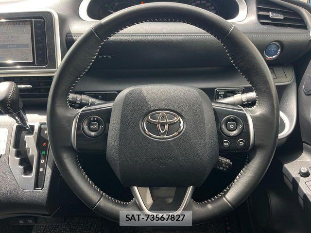 Toyota SIENTA 2021-09 8850650-11