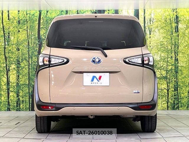 Toyota SIENTA 2021-12 8850649-15