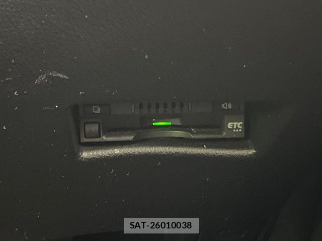 Toyota SIENTA 2021-12 8850649-6