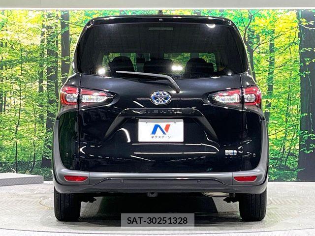 Toyota SIENTA 2021-05 8849932-14