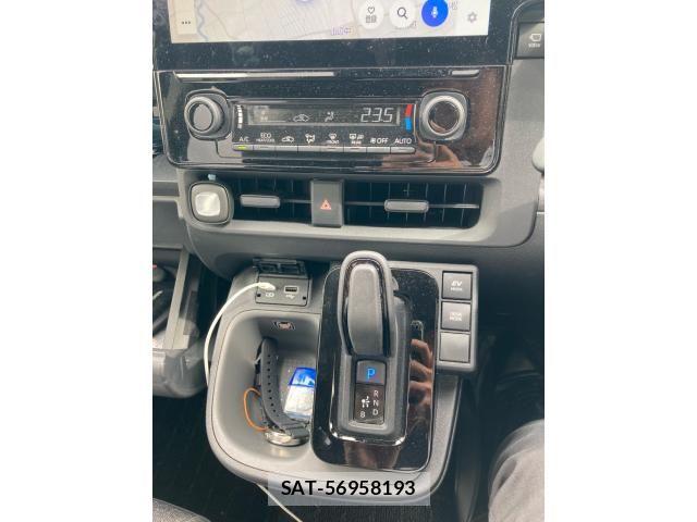 Toyota SIENTA 2024-07 8850648-24