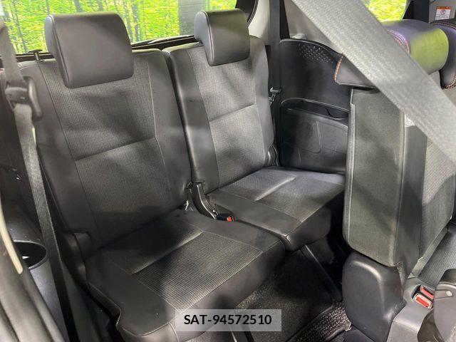 Toyota SIENTA 2017-10 8850655-11
