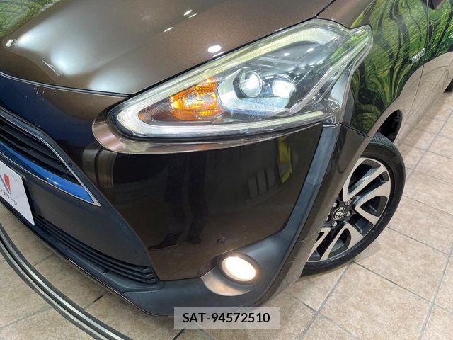 Toyota SIENTA 2017-10 8850655-13