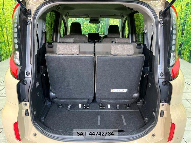 Toyota SIENTA 2023-08 8850646-9