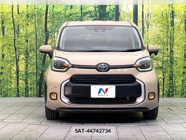 Toyota SIENTA 2023-08 8850646-13