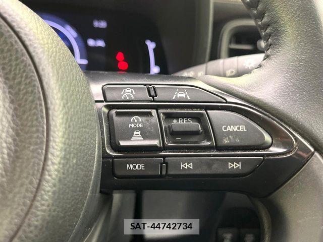 Toyota SIENTA 2023-08 8850646-5
