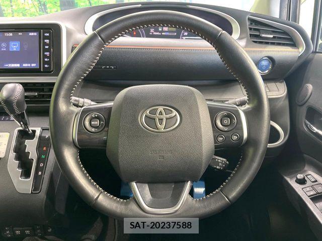 Toyota SIENTA 2021-11 8850651-10