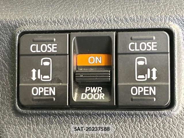 Toyota SIENTA 2021-11 8850651-4