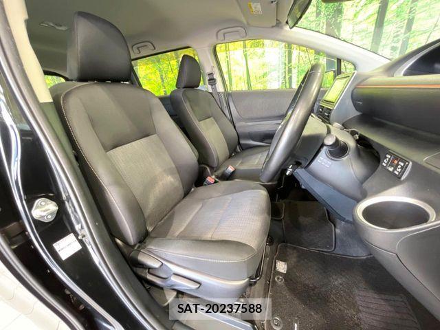 Toyota SIENTA 2021-11 8850651-7