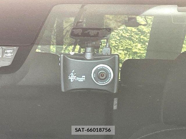 Toyota SIENTA 2019-09 8872068-6