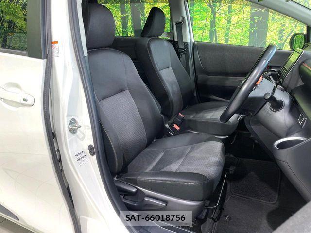 Toyota SIENTA 2019-09 8872068-7
