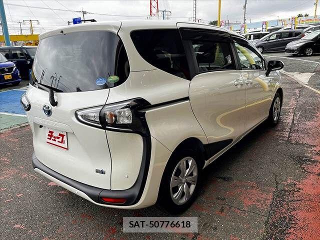 Toyota SIENTA 2021-04 8872065-6