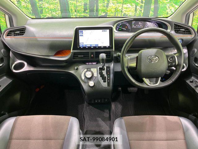 Toyota SIENTA 2019-06 8872066-1