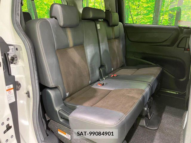 Toyota SIENTA 2019-06 8872066-8