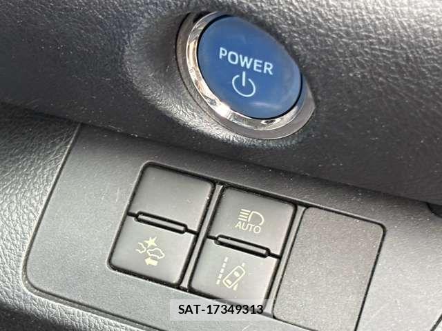 Toyota SIENTA 2017-09 8882179-9