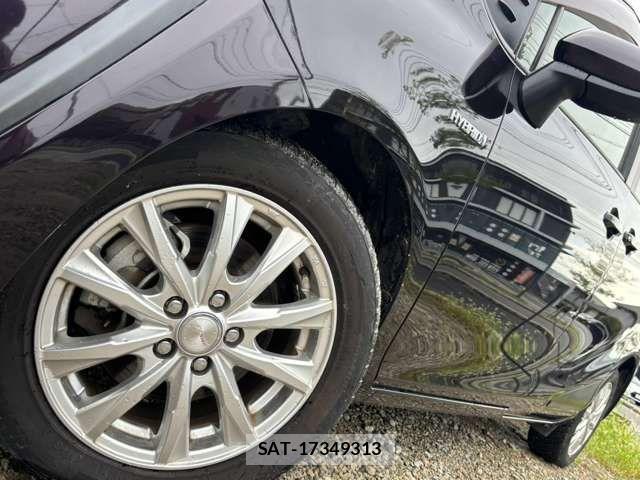 Toyota SIENTA 2017-09 8882179-15