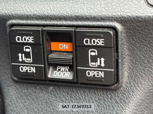 Toyota SIENTA 2017-09 8882179-8