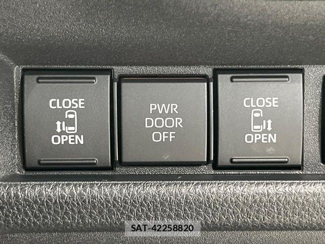 Toyota SIENTA 2023-04 8882159-6