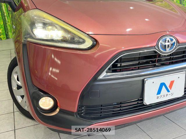 Toyota SIENTA 2016-02 8882185-11