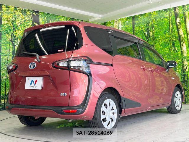 Toyota SIENTA 2016-02 8882185-16