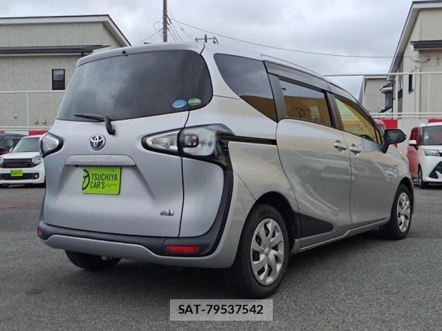 Toyota SIENTA 2015-08 8882175-1