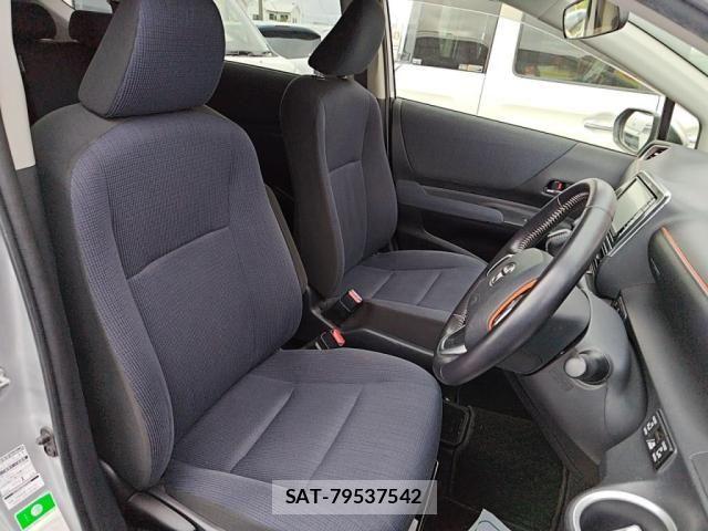 Toyota SIENTA 2015-08 8882175-20