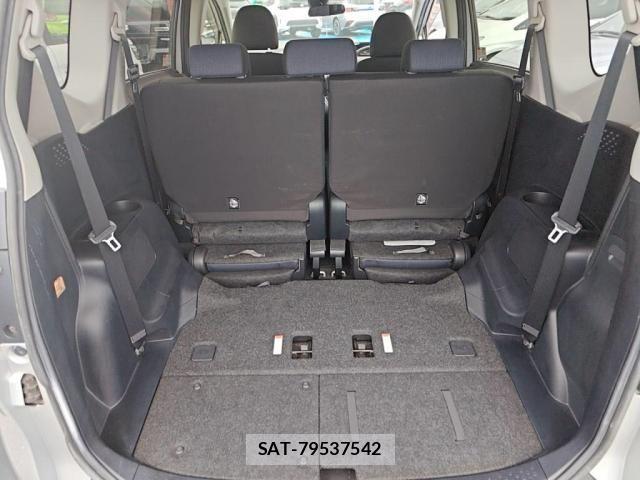 Toyota SIENTA 2015-08 8882175-26