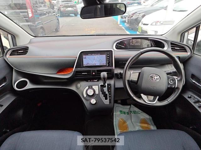 Toyota SIENTA 2015-08 8882175-2