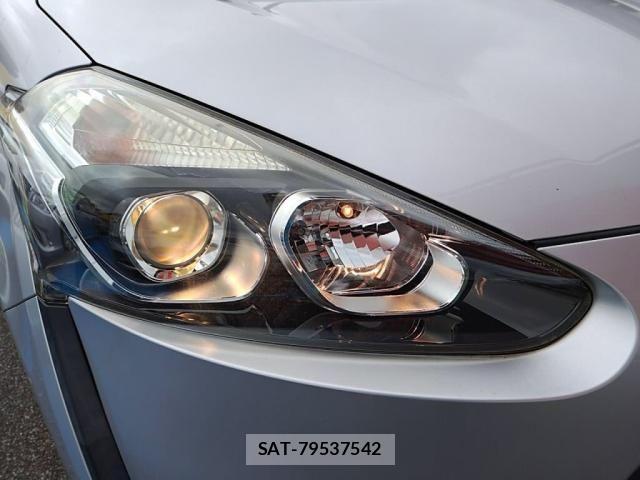 Toyota SIENTA 2015-08 8882175-8