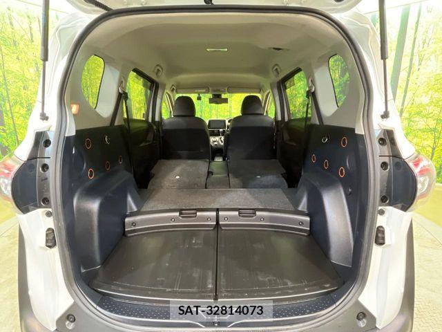 Toyota SIENTA 2022-01 8882170-10