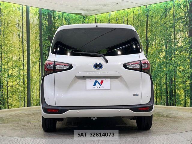 Toyota SIENTA 2022-01 8882170-14