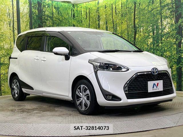 Toyota SIENTA 2022-01 8882170-15