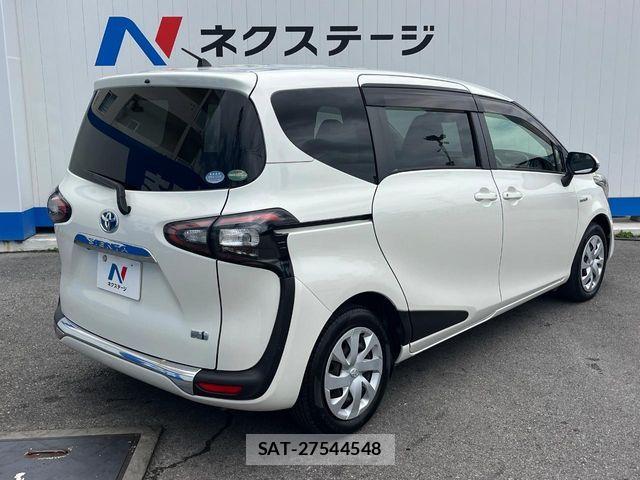 Toyota SIENTA 2016-03 8882176-17