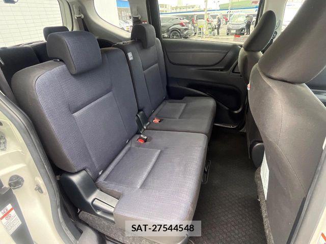 Toyota SIENTA 2016-03 8882176-8