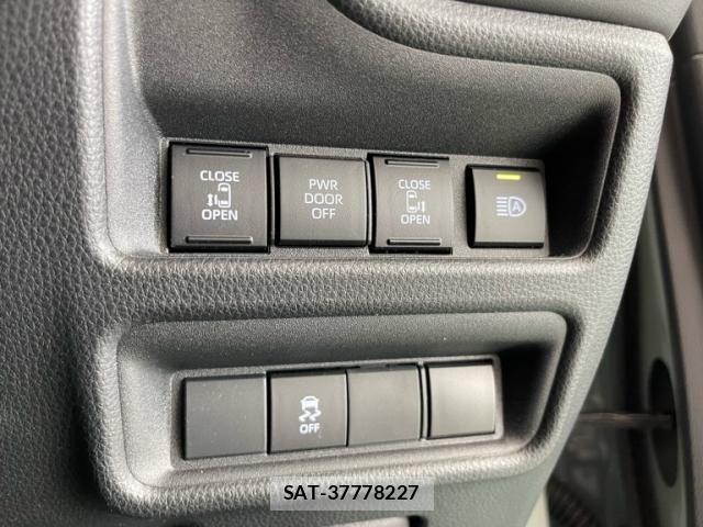 Toyota SIENTA 2025-06 8882160-15