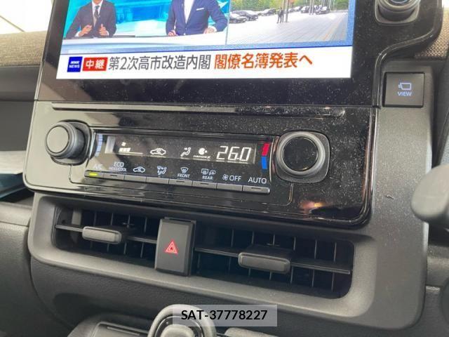 Toyota SIENTA 2025-06 8882160-21