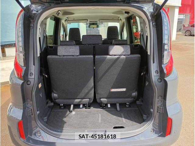 Toyota SIENTA 2023-09 8882166-16